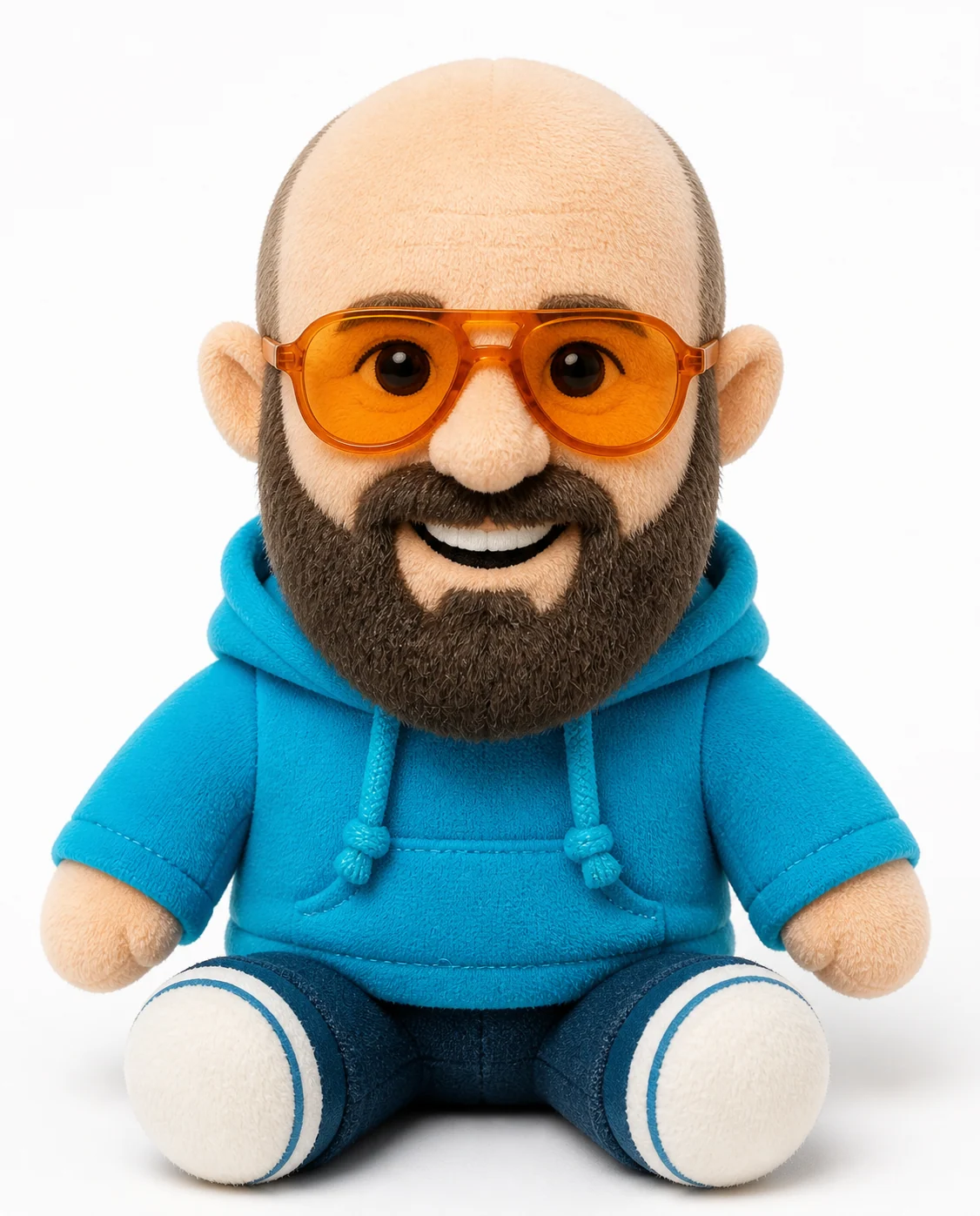 Sitzende Plüschfigur mit großer Brille und türkisem Hoodie